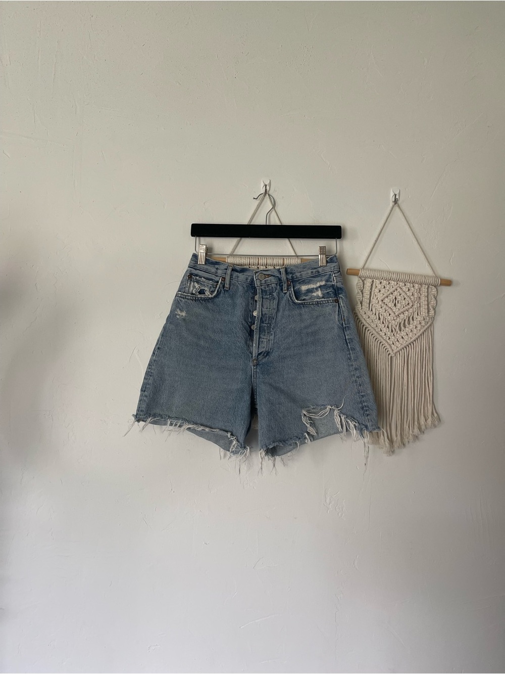 Agolde Stella High Waisted Raw Hem Shorts Organic Cotton - Picture 2 of 6